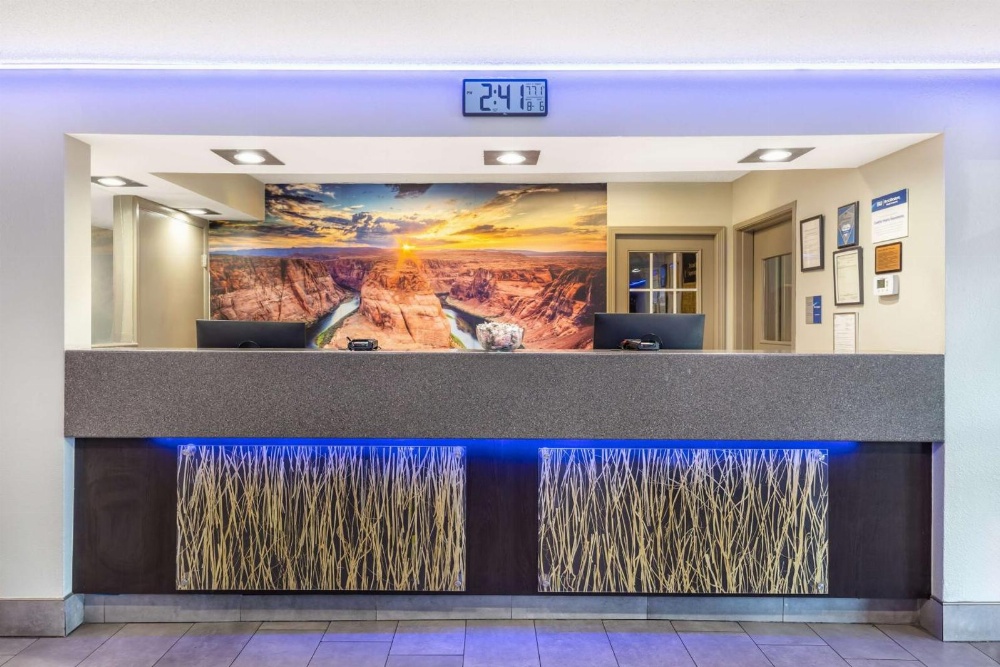 Best Western Mccarran Inn Main image
